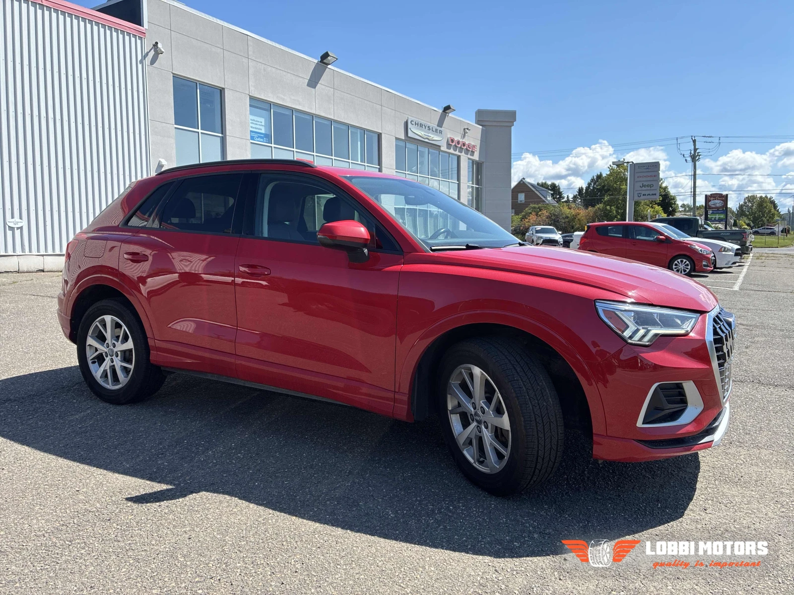 Audi Q3, снимка 3 - Автомобили и джипове - 56025390