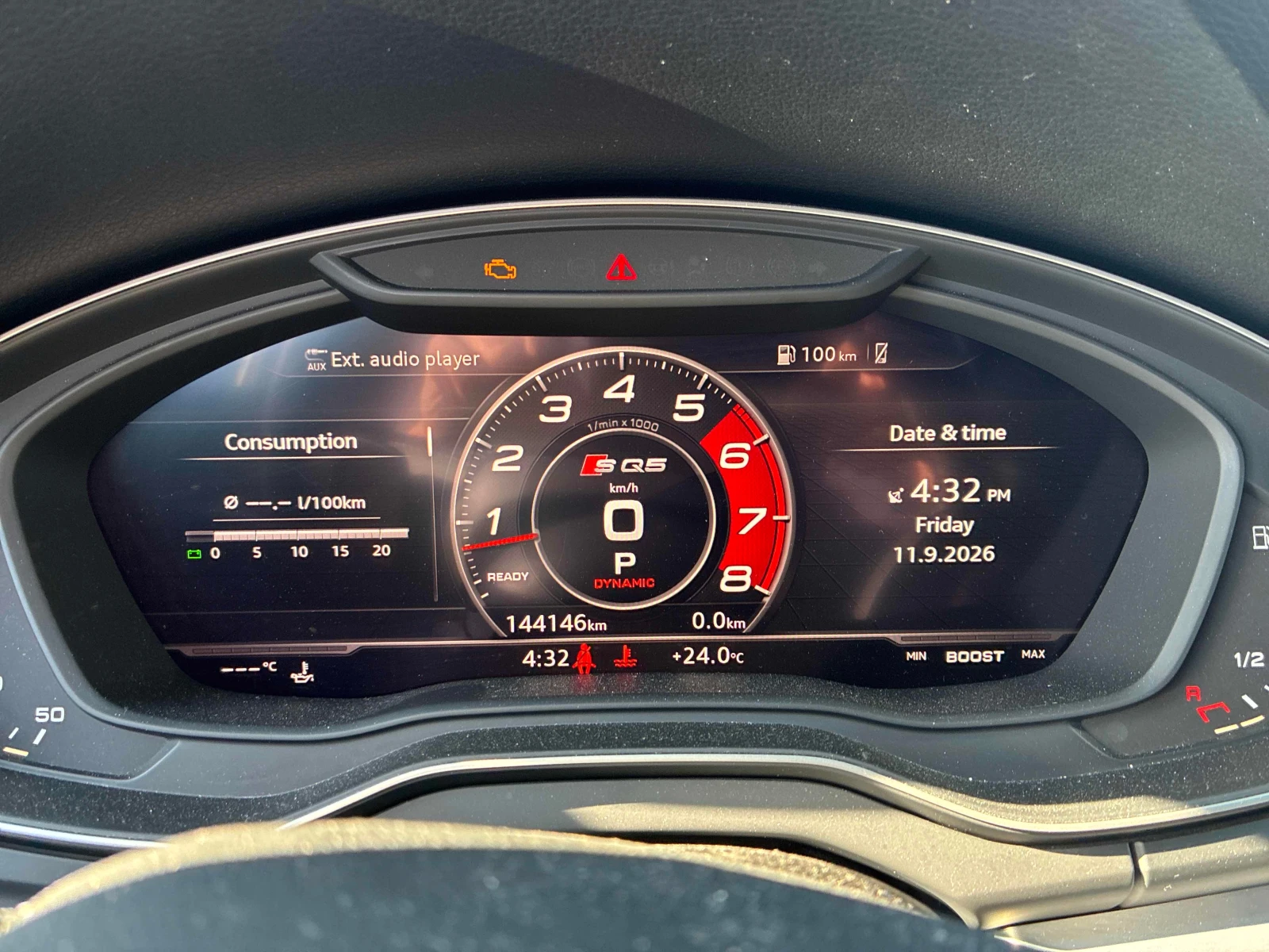 Audi SQ5 TECHNIK * DIAMONG SEATS* ДИСТРОНИК* 360 КАМЕРА* , снимка 8 - Автомобили и джипове - 56062848