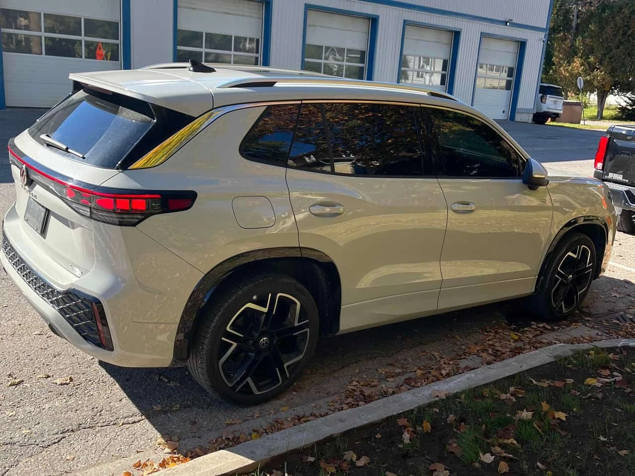 VW Tiguan  Highline R Line/360/������/���������  | Mobile.bg � ����������� 3