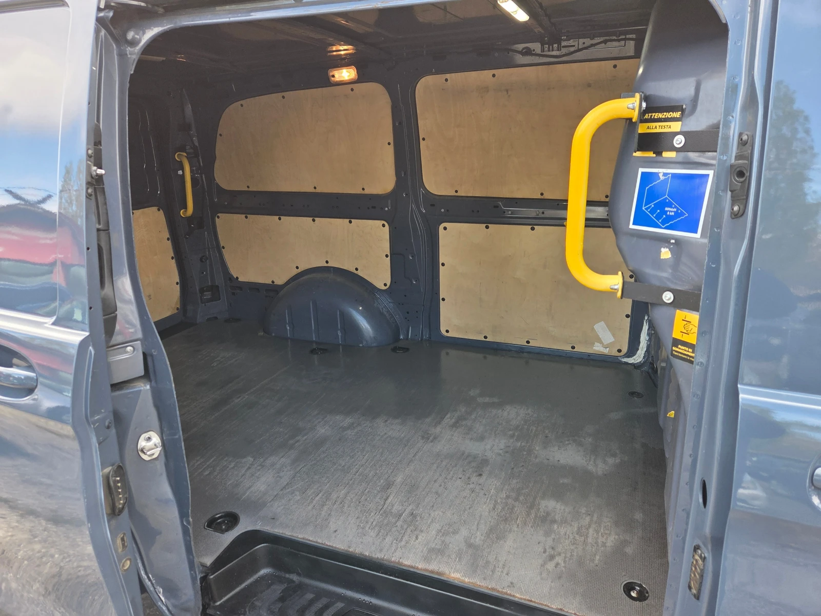 Mercedes-Benz Vito e Vito , снимка 11 - Бусове и автобуси - 56626154