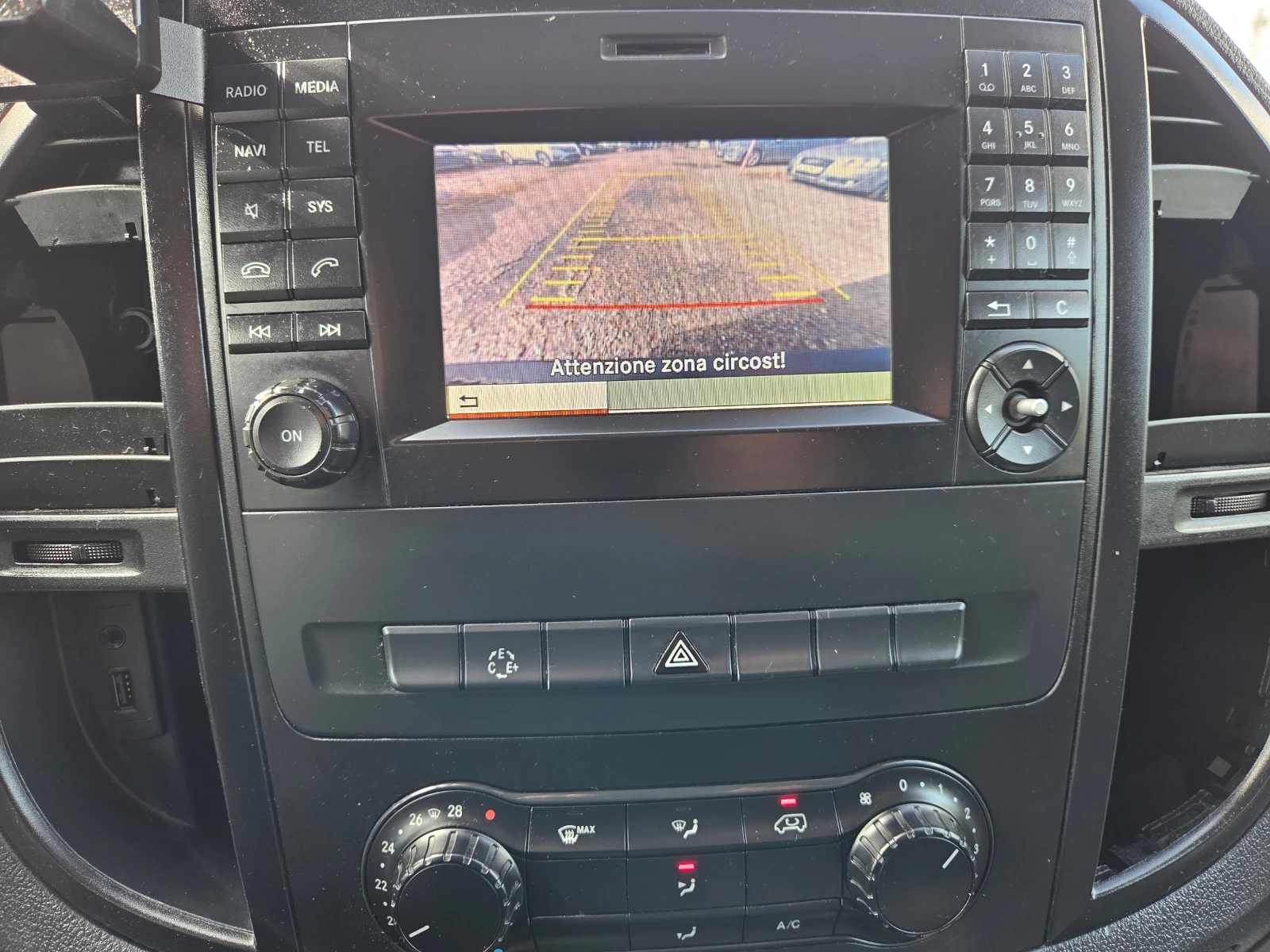 Mercedes-Benz Vito e Vito , снимка 13 - Бусове и автобуси - 56626154