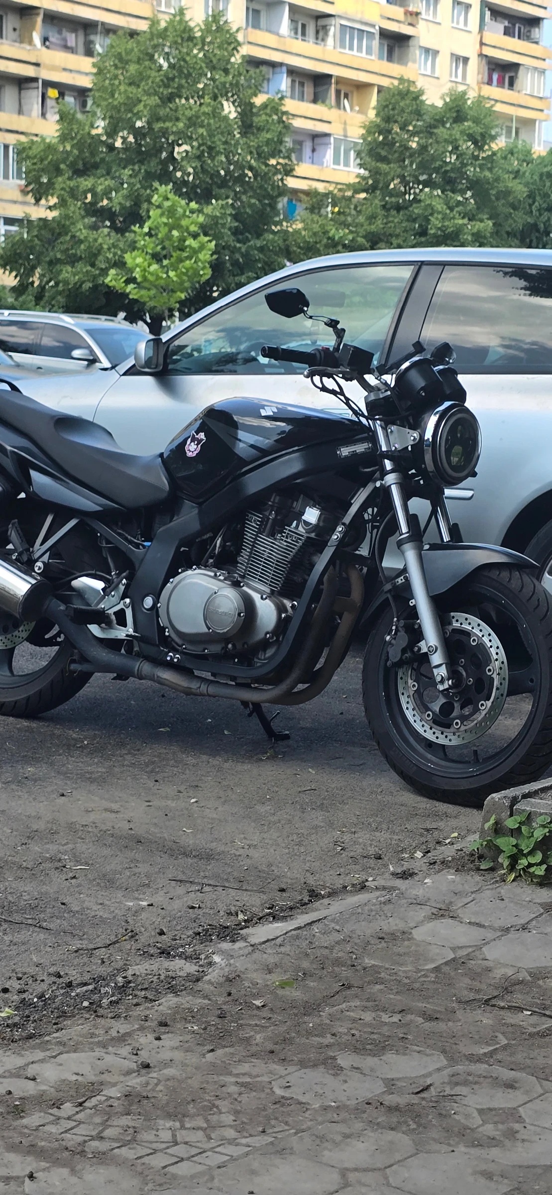 Suzuki Gs