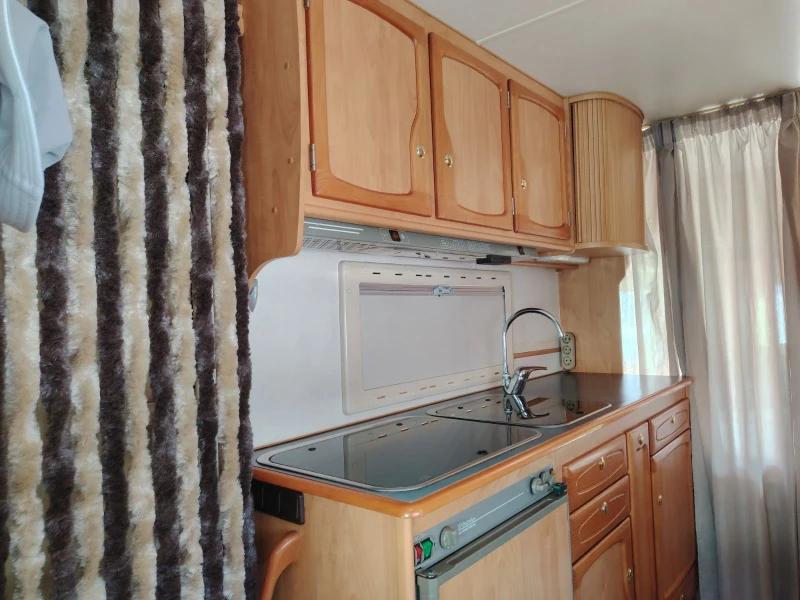 Кемпер Fiat Дукато , снимка 7 - Каравани и кемпери - 52541660