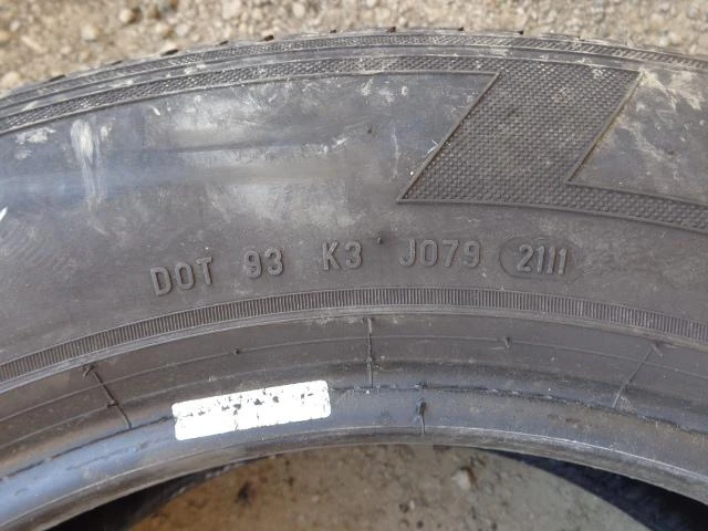 Гуми Летни 235/60R18, снимка 4 - Гуми и джанти - 21431287