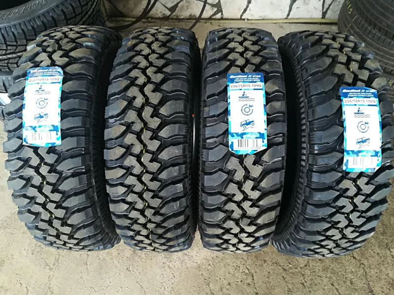 Гуми Летни 235/75R15, снимка 6 - Гуми и джанти - 22053886