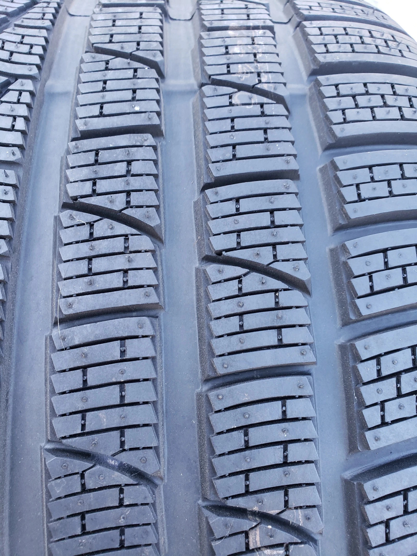 ���� 295/35R18 | Mobile.bg � ����������� 4