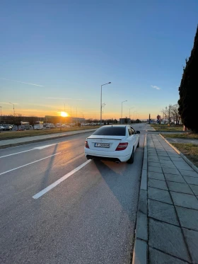 Mercedes-Benz C 320, снимка 2