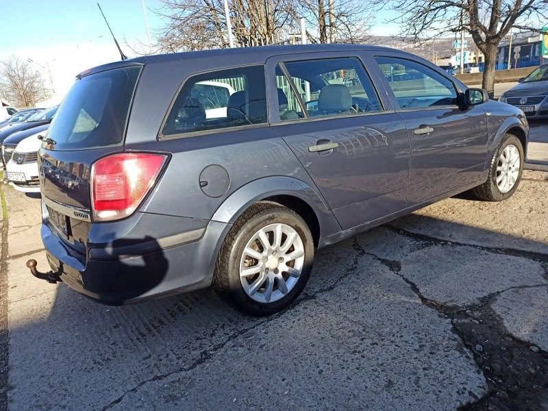 Opel Astra 1.9TDCI, снимка 4 - Автомобили и джипове - 43460410