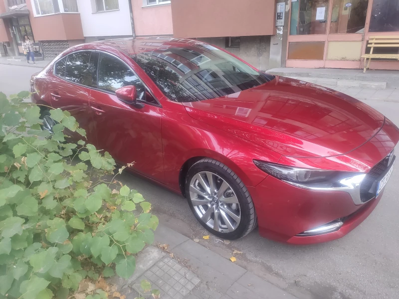 Mazda 3 ТАКУМИ-най-висок клас на модела, първи собственик, снимка 3 - Автомобили и джипове - 47311903