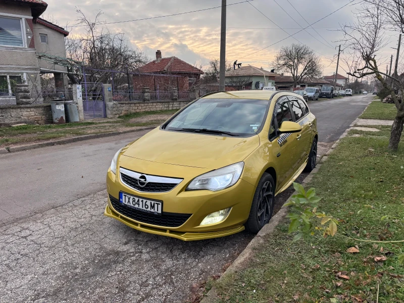 Opel Astra 1.7 CDTI, снимка 4 - Автомобили и джипове - 48150834