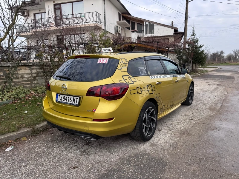 Opel Astra 1.7 CDTI, снимка 6 - Автомобили и джипове - 48150834