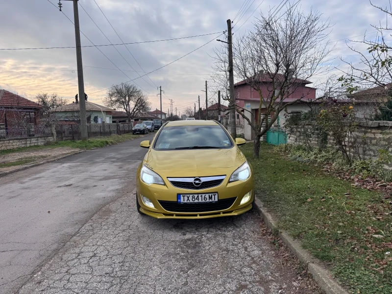 Opel Astra 1.7 CDTI, снимка 1 - Автомобили и джипове - 48150834