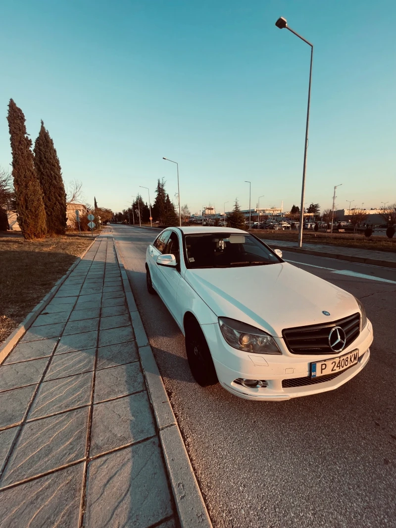 Mercedes-Benz C 320, снимка 1 - Автомобили и джипове - 48870999