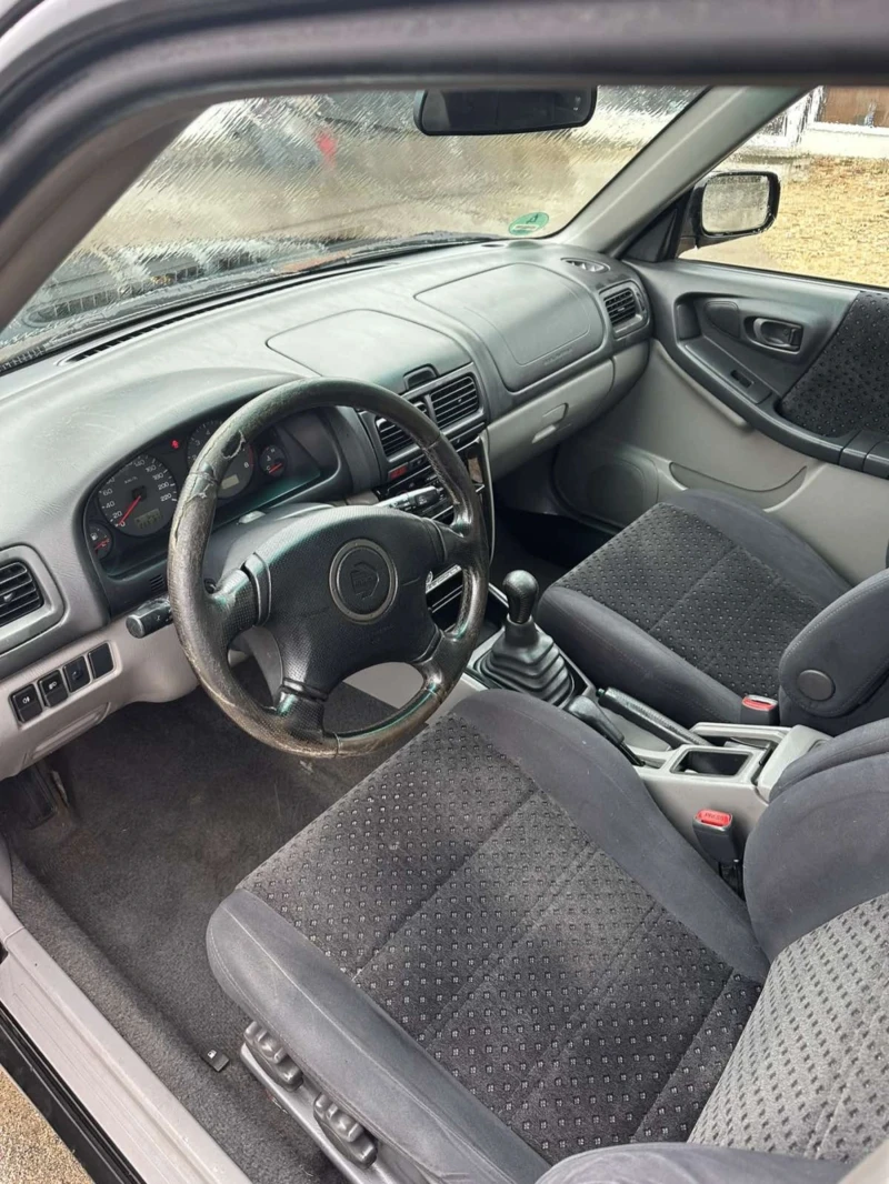 Subaru Forester 2.0i най здравият , снимка 5 - Автомобили и джипове - 49590467