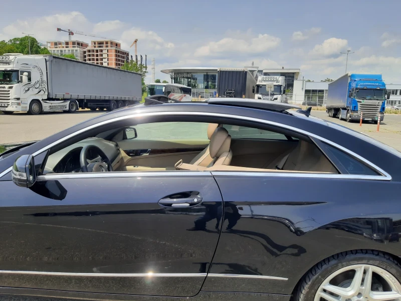 Mercedes-Benz E 350 7G Tronic Газ, обдуване, подгрев, панорама, снимка 6 - Автомобили и джипове - 50982412