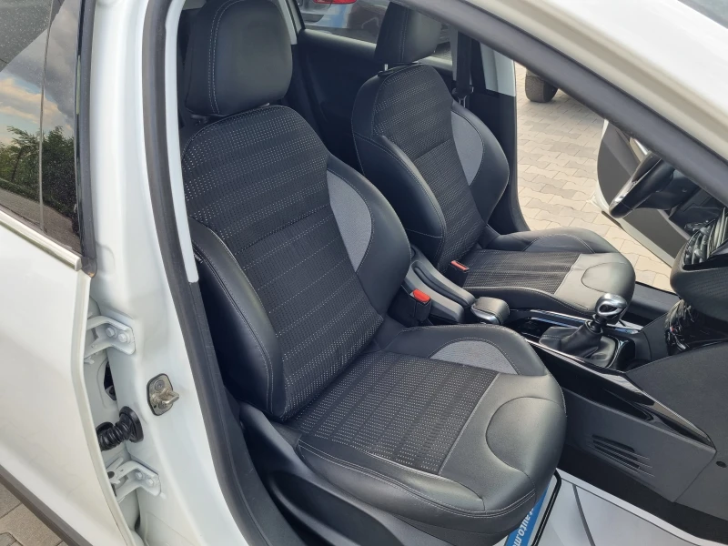 Peugeot 2008 1.5HDi-102ps 2019г. ОБСЛУЖЕН, снимка 12 - Автомобили и джипове - 50964339