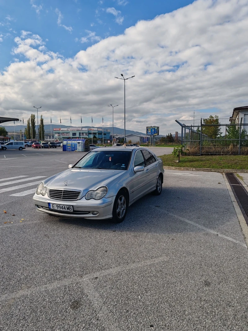 Mercedes-Benz C 200  компресор 2.0, снимка 2 - Автомобили и джипове - 52507038