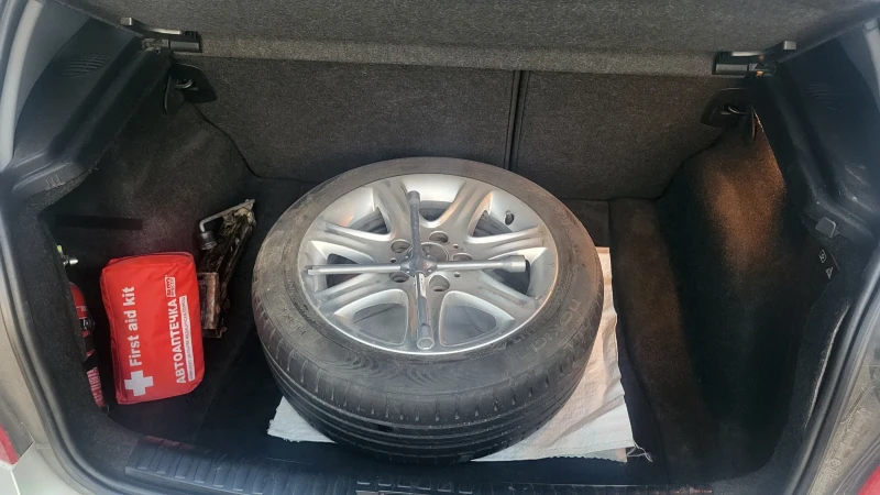 BMW 116 I, снимка 13 - Автомобили и джипове - 52887567