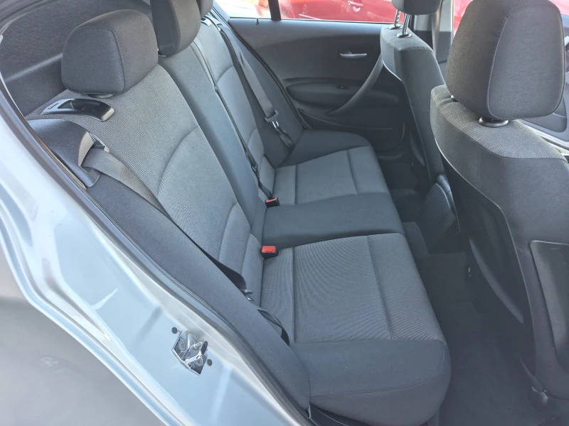 BMW 120 * 2.0-163k.c* AUTOMAT* XENON* , снимка 14 - Автомобили и джипове - 53111216