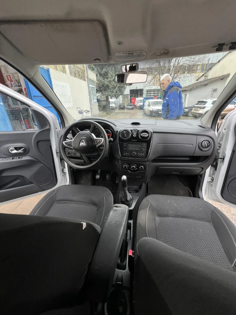 Dacia Lodgy, снимка 15 - Автомобили и джипове - 53512940