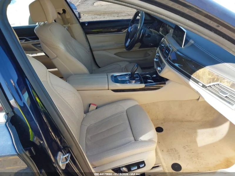 BMW 740 3l I, снимка 5 - Автомобили и джипове - 53534389