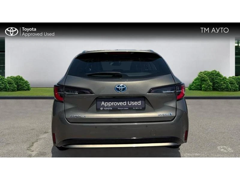 Toyota Corolla TS 1.8 HSD Executive - изображение 4