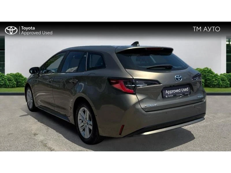Toyota Corolla TS 1.8 HSD Executive - изображение 2