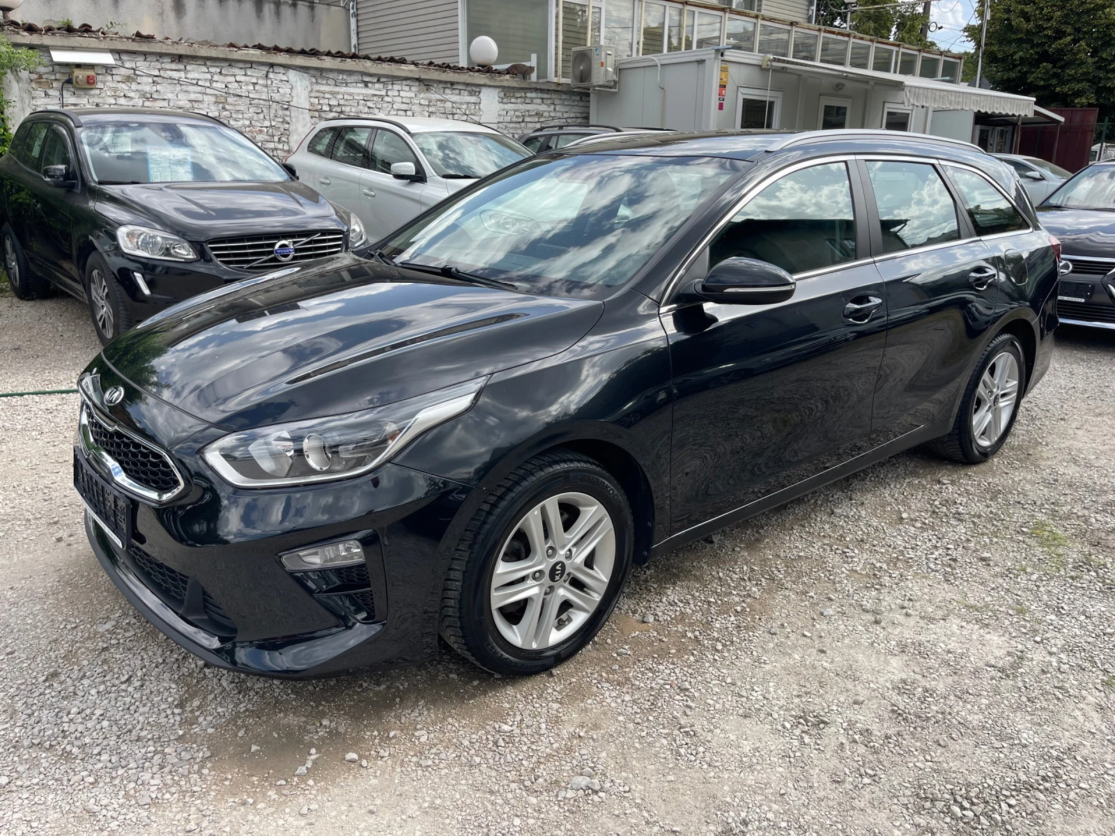 Kia Ceed 1.6 CRDi EURO 6B !, снимка 1