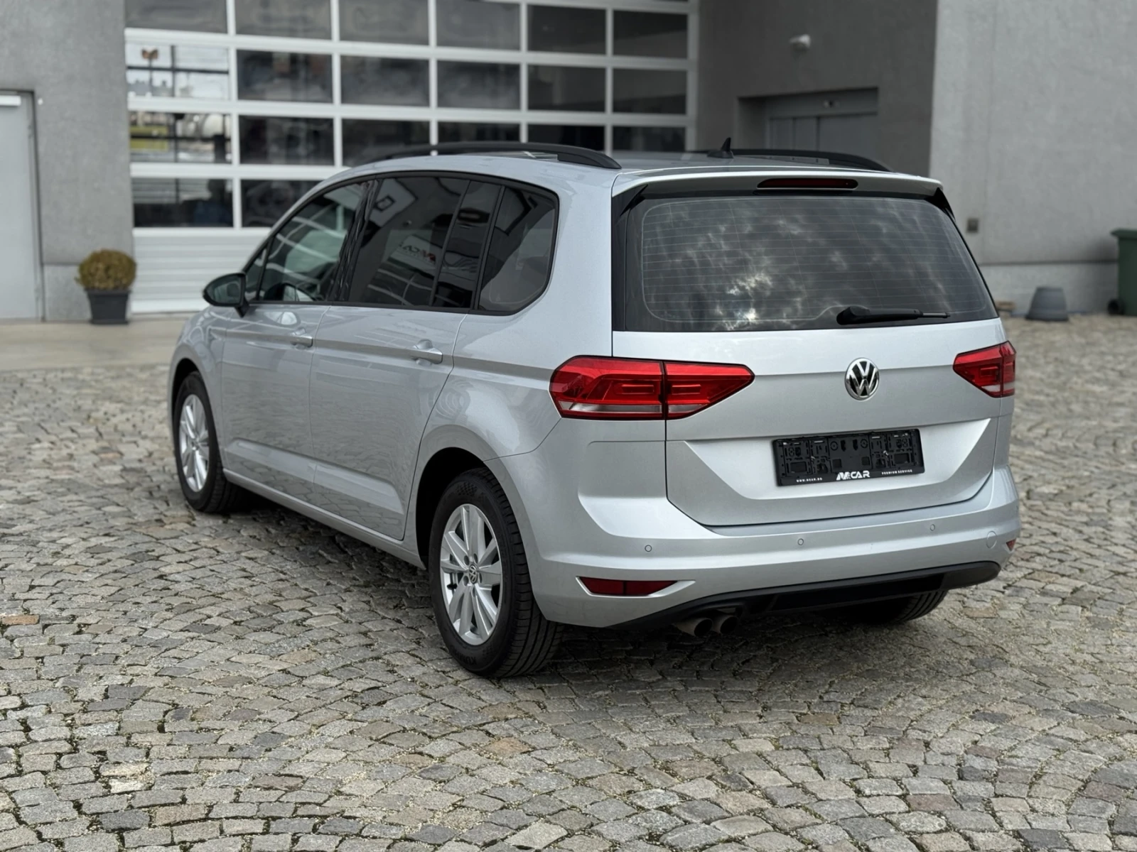 VW Touran 2.0 TDI Highline DSG Germany Full Led Keyless  - изображение 2