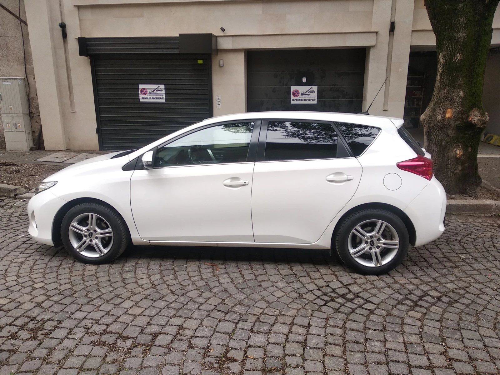 Toyota Auris 1.6 Бензин Швейцария  - изображение 10