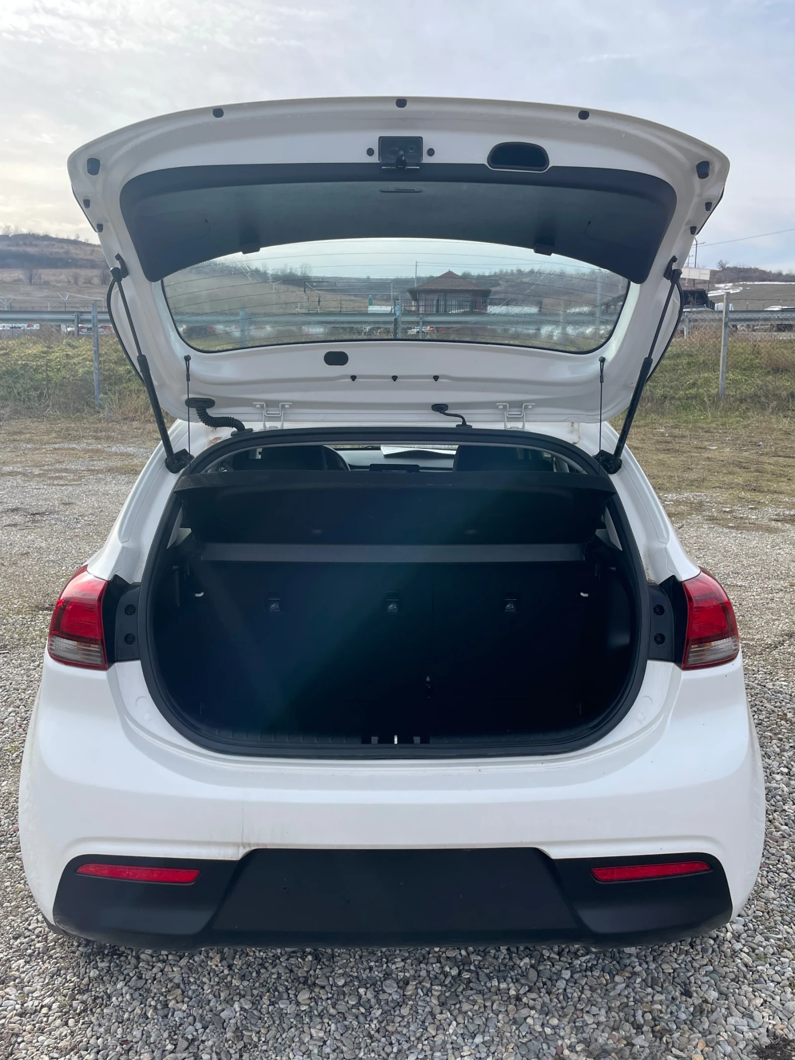 Kia Rio  - изображение 4