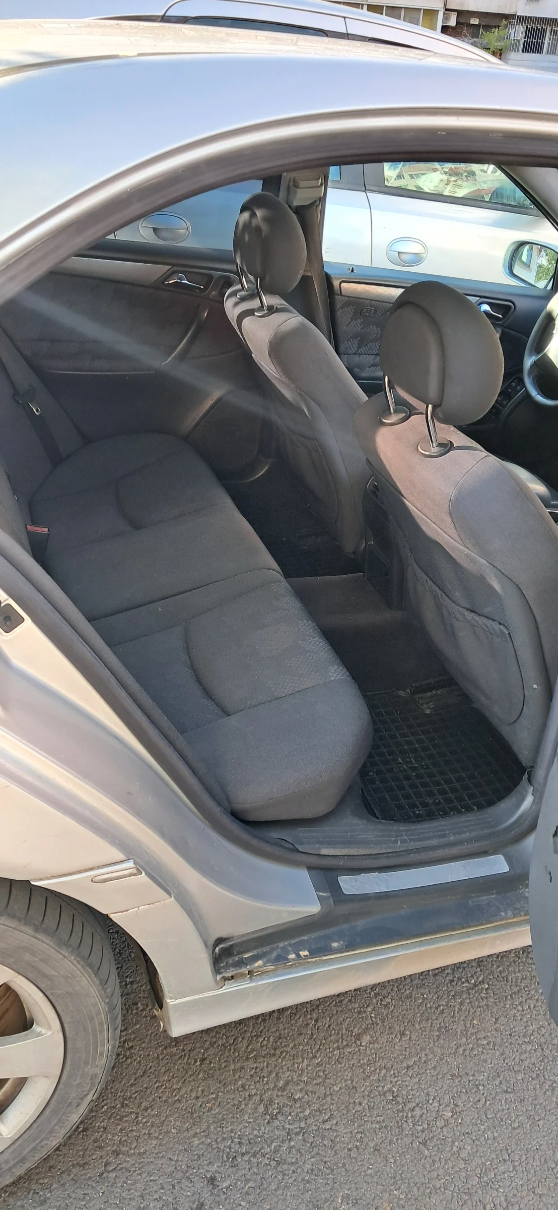 Mercedes-Benz C 270  - изображение 6
