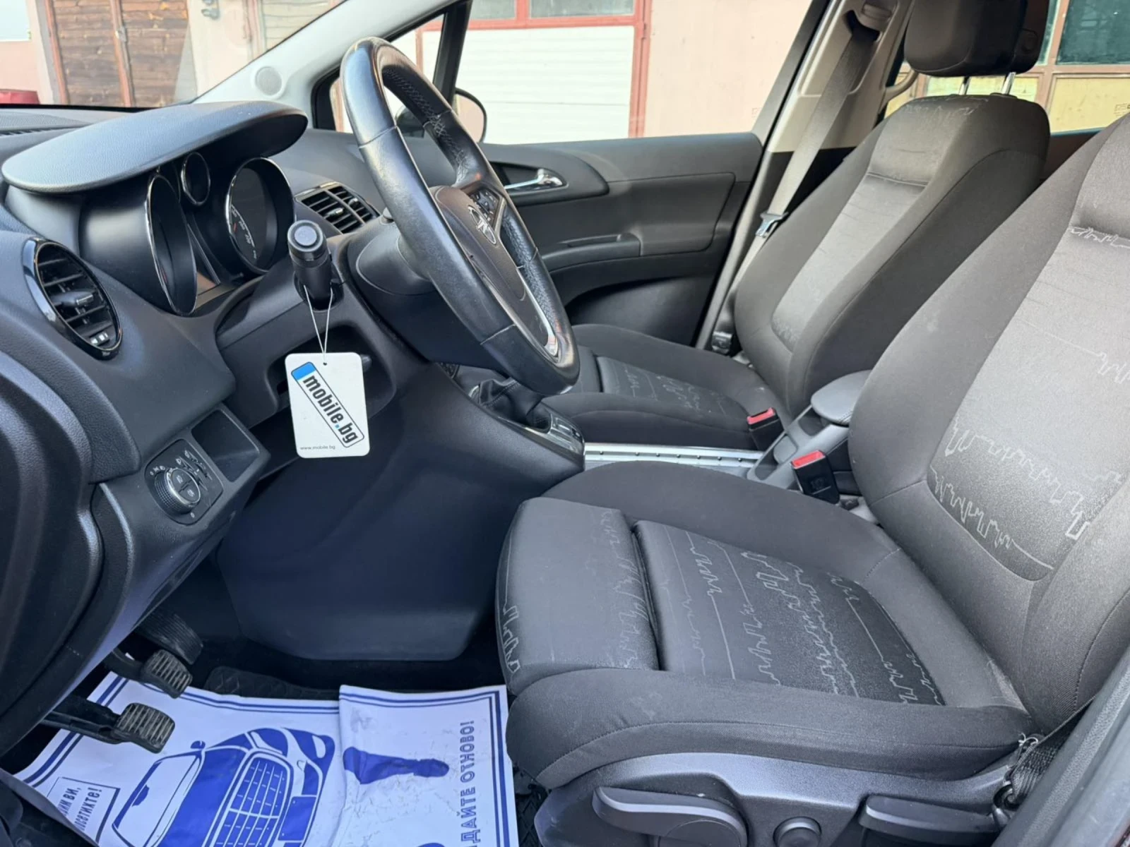 Opel Meriva 1.3 дизел топ топ топ състояние  - изображение 9