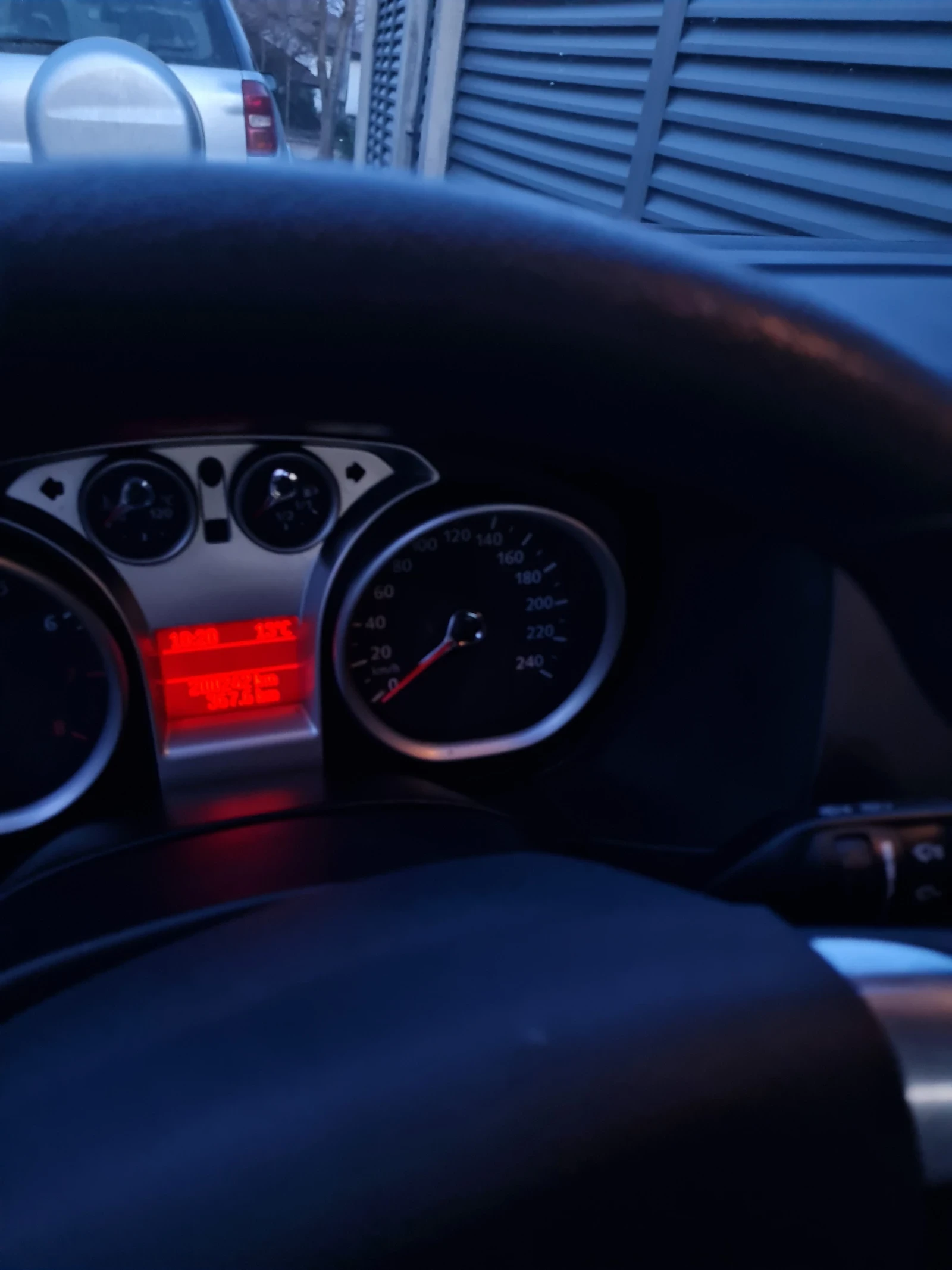 Ford Focus 1.8i | Mobile.bg � ����������� 5