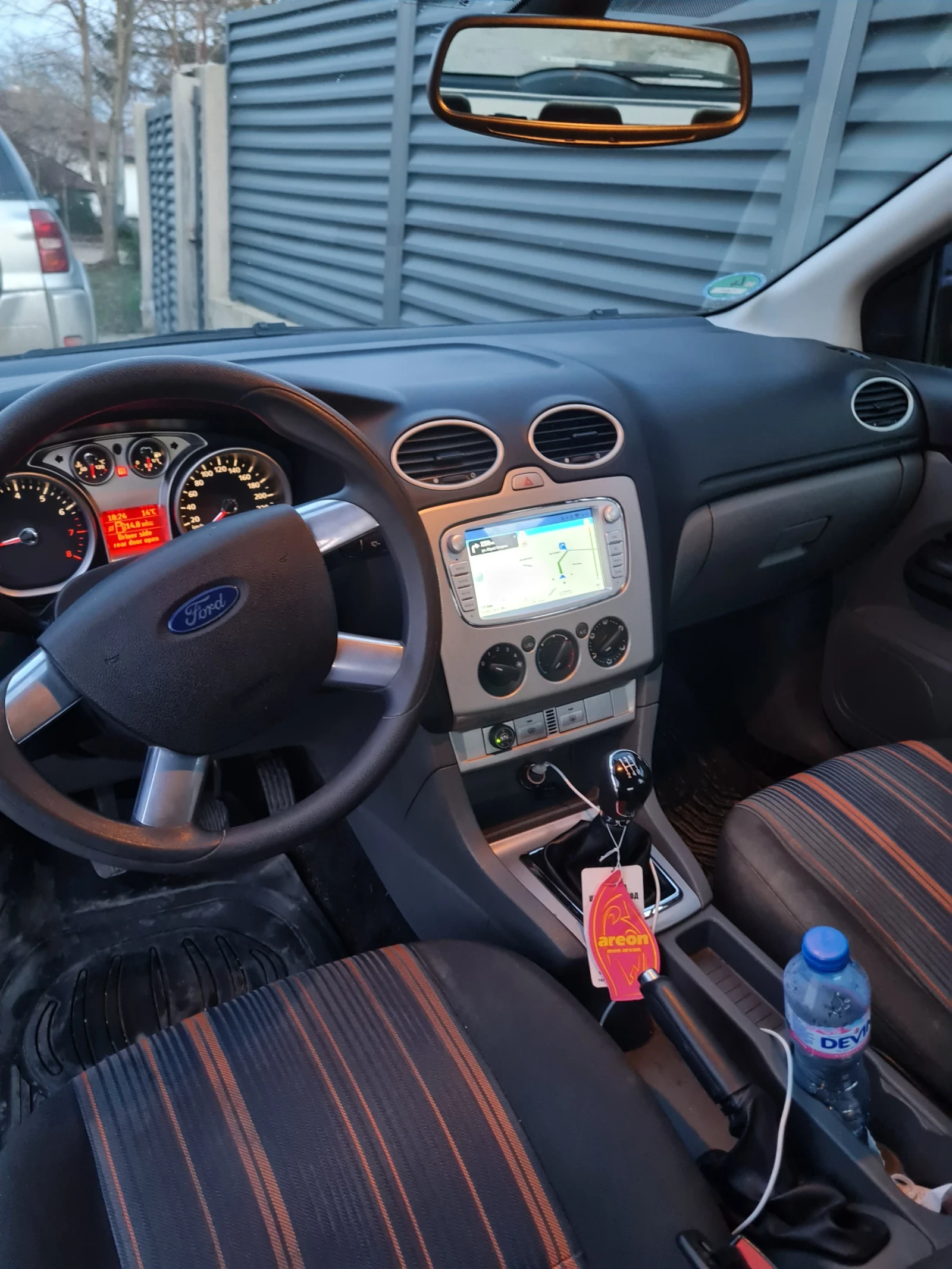 Ford Focus 1.8i | Mobile.bg � ����������� 6