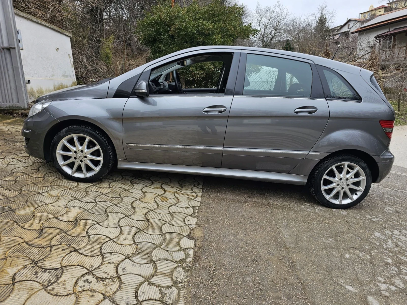 Mercedes-Benz B 200, снимка 7 - Автомобили и джипове - 53928984
