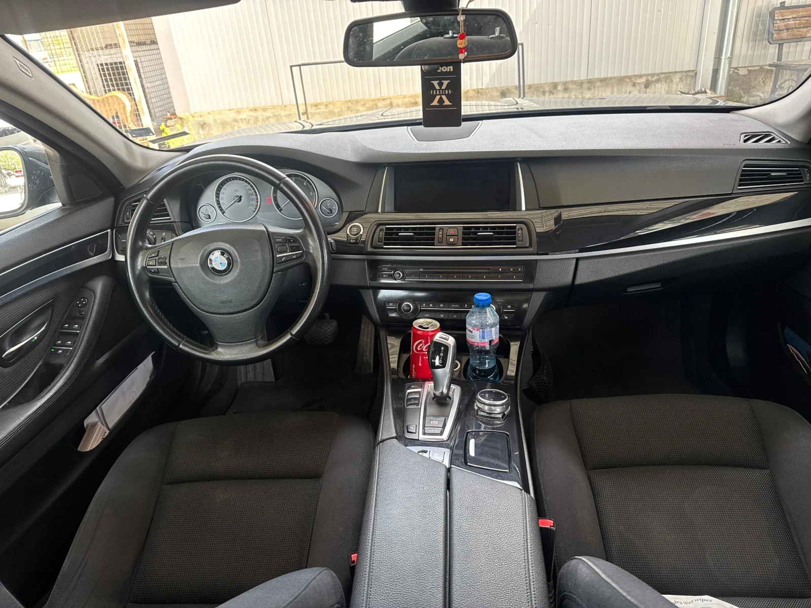 BMW 520, снимка 10 - Автомобили и джипове - 54100850