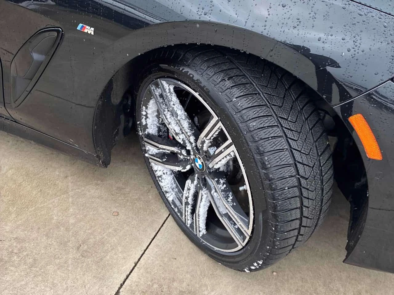 BMW 850 i xDrive/ПАНОРАМА/ДИСТРОНИК/360/ОБДУХВАНЕ, снимка 6 - Автомобили и джипове - 54171575