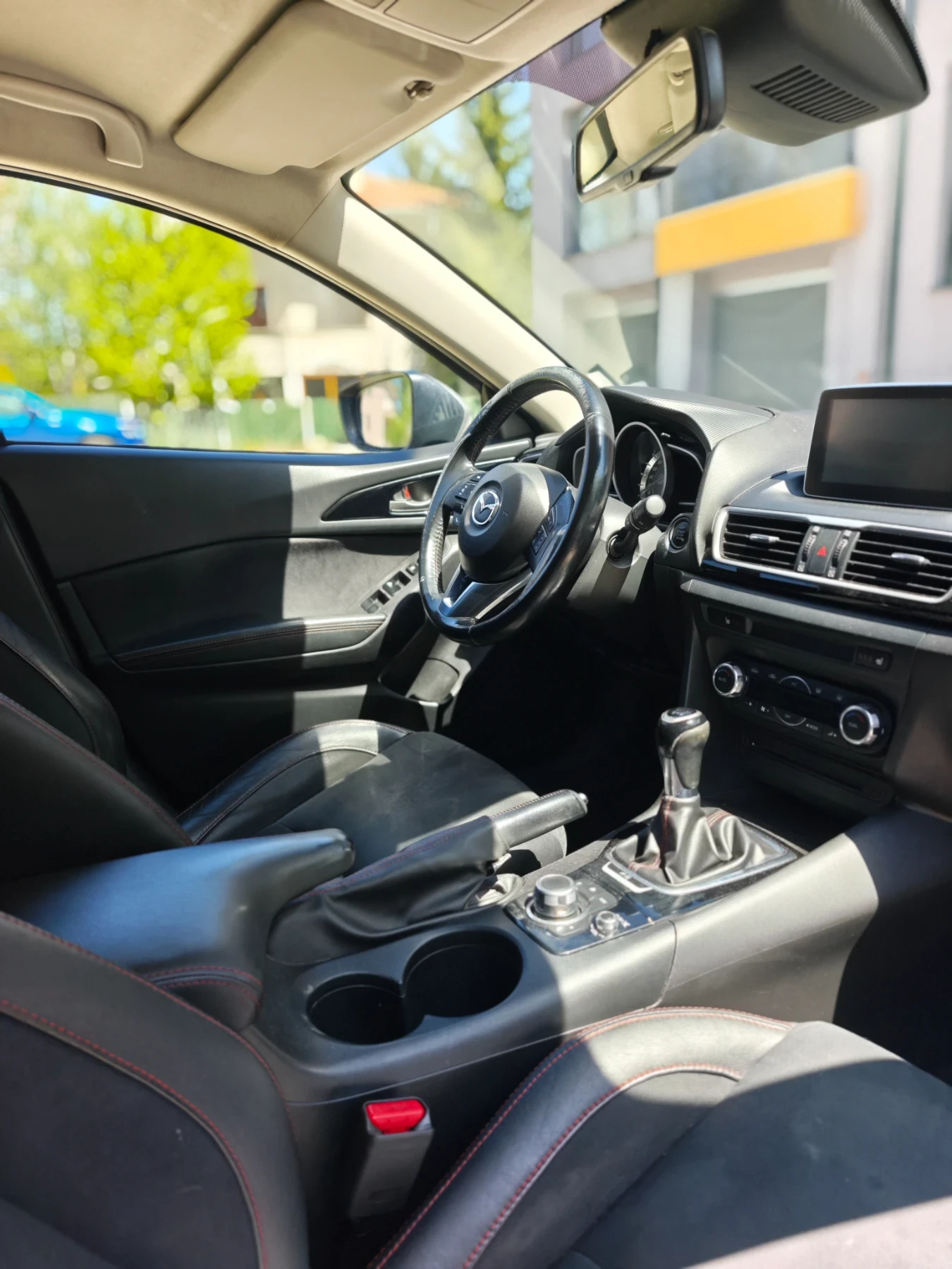Mazda 3 2.2D NAKAMA FACELIFT , снимка 11 - Автомобили и джипове - 54202496