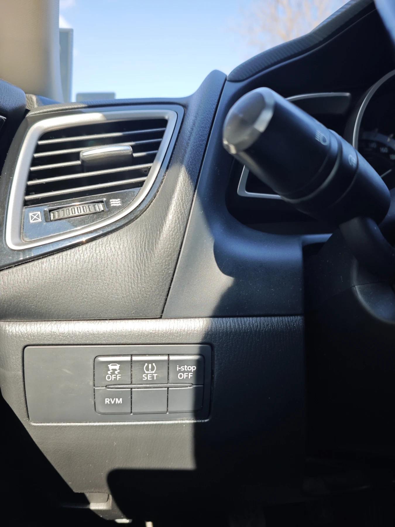 Mazda 3 2.2D NAKAMA, снимка 9 - Автомобили и джипове - 54202496