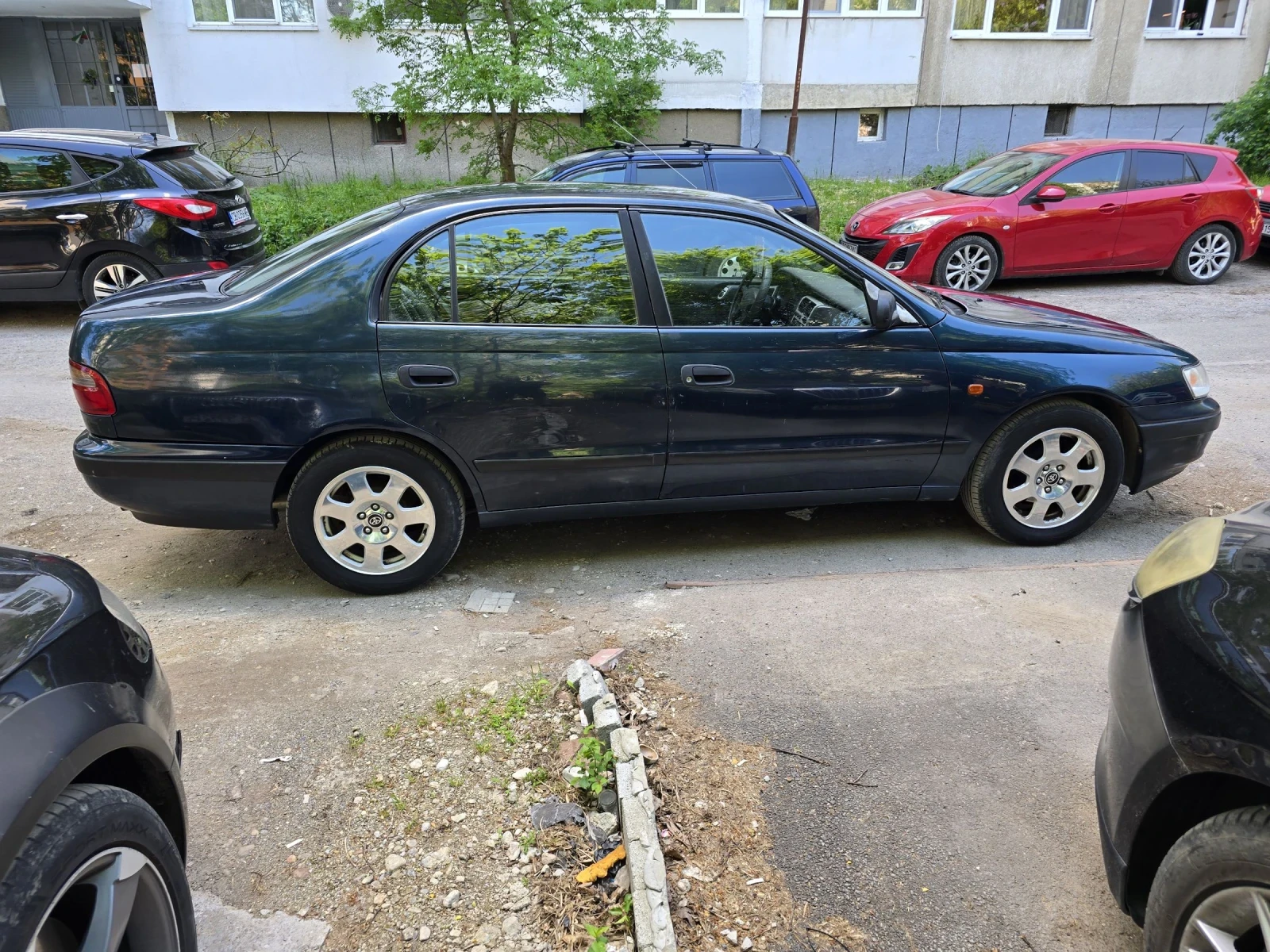 Toyota Carina, снимка 4 - Автомобили и джипове - 54442183