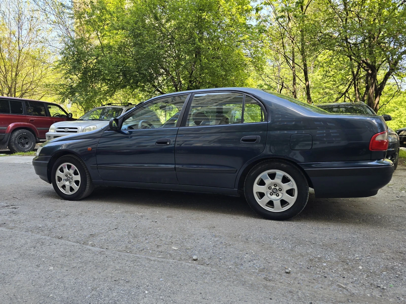 Toyota Carina, снимка 5 - Автомобили и джипове - 54442183