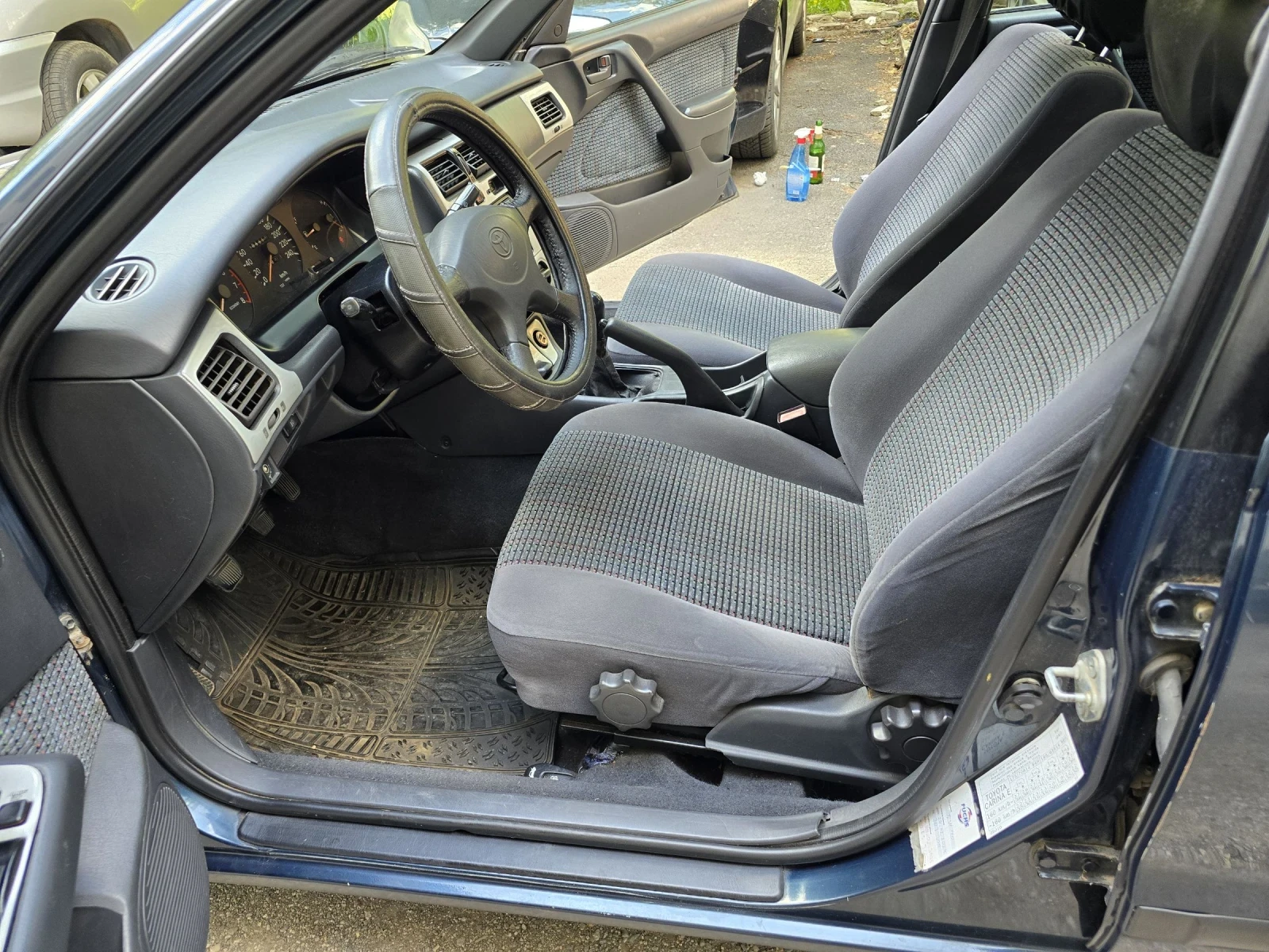 Toyota Carina, снимка 10 - Автомобили и джипове - 54442183