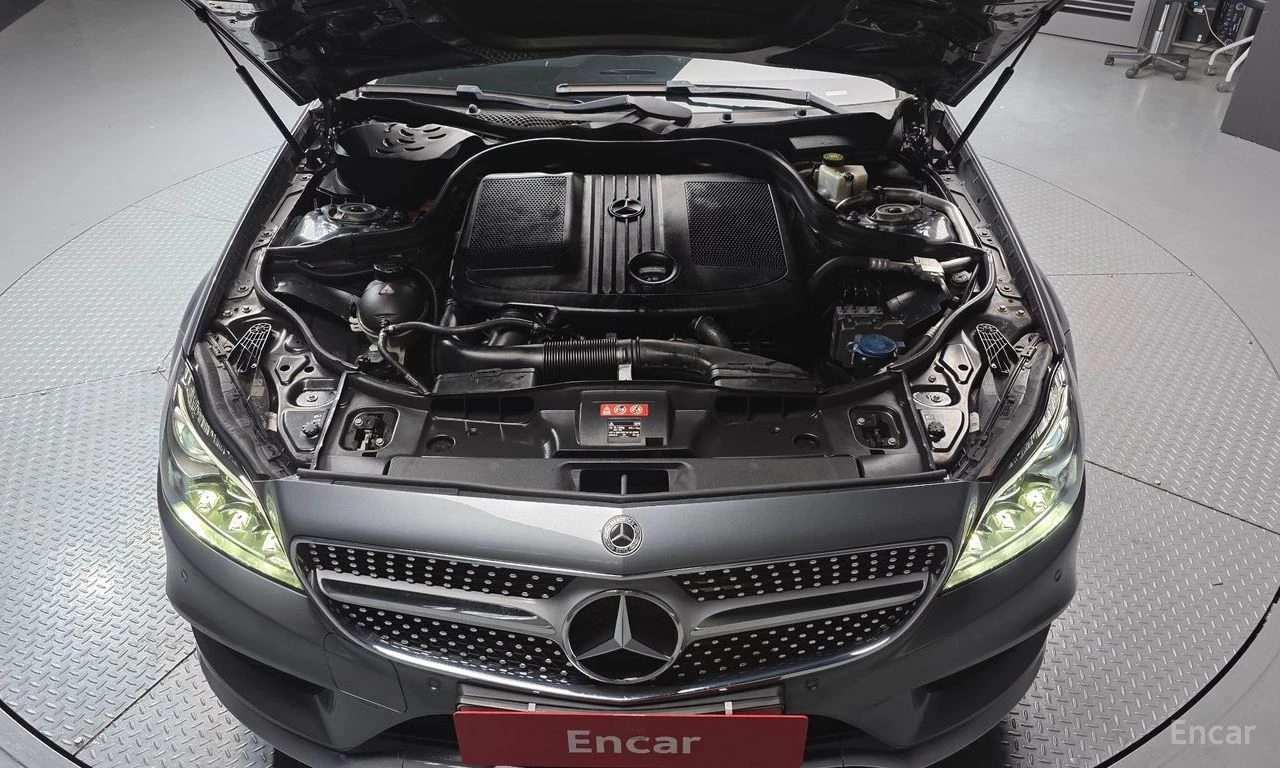 Mercedes-Benz CLS 250 4MATIC* AMG* ПОДГРЕВ* 360 КАМЕРИ* КЕЙЛЕС* ШИБИДАХ, снимка 6 - Автомобили и джипове - 54512691