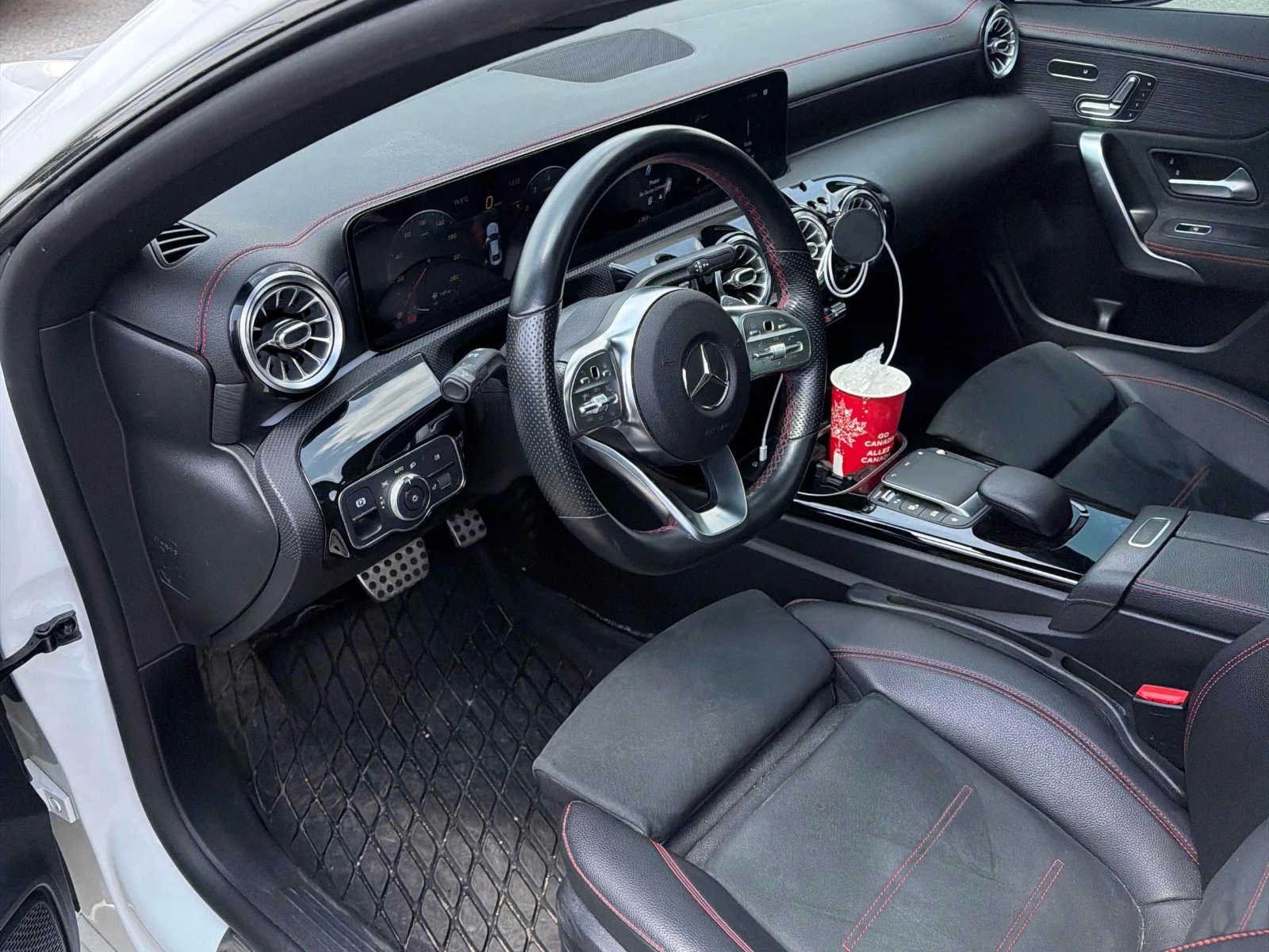 Mercedes-Benz CLA 250 AWD* АвтоКредит* (ЦЕНА ДО БГ), снимка 7 - Автомобили и джипове - 54526836
