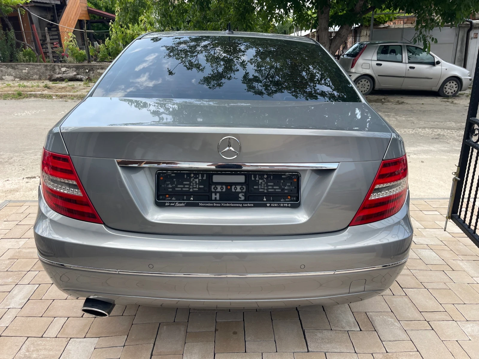 Mercedes-Benz C 220, снимка 7 - Автомобили и джипове - 54801582