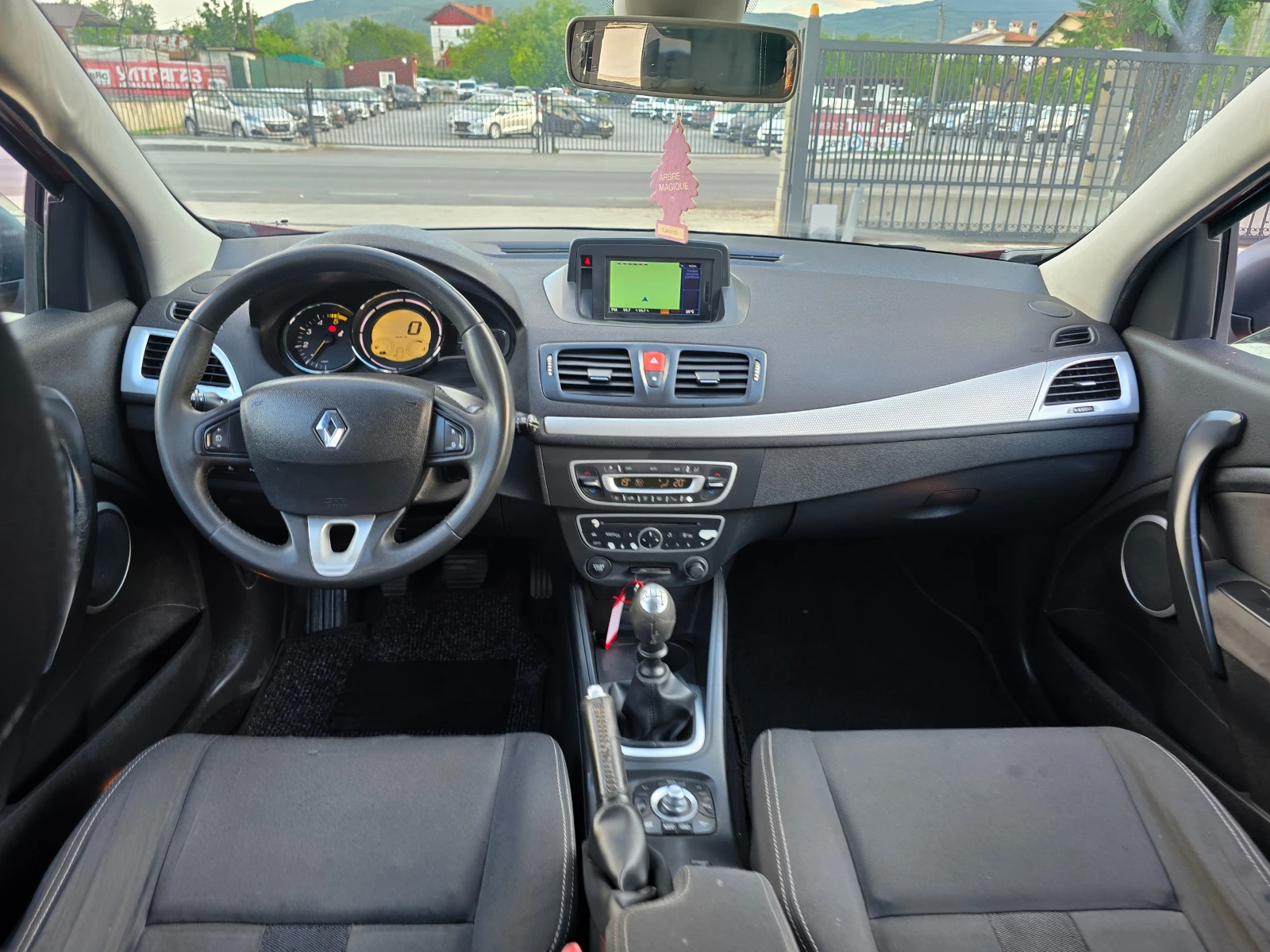 Renault Megane 1.5DCI, 110к.с., Нави, Евро 5!, снимка 9 - Автомобили и джипове - 54970628