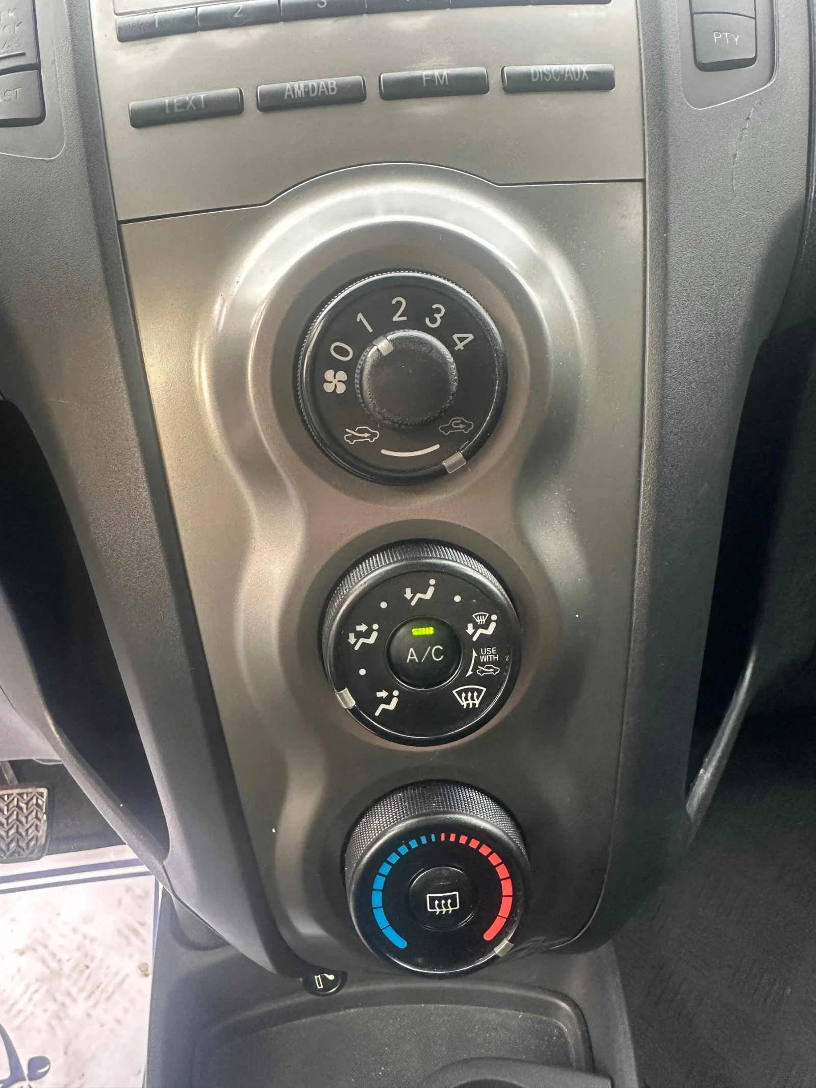 Toyota Yaris 1, 3i, КЛИМА, НОВ ВНОС-ГЕРМАНИЯ, снимка 10 - Автомобили и джипове - 55350410