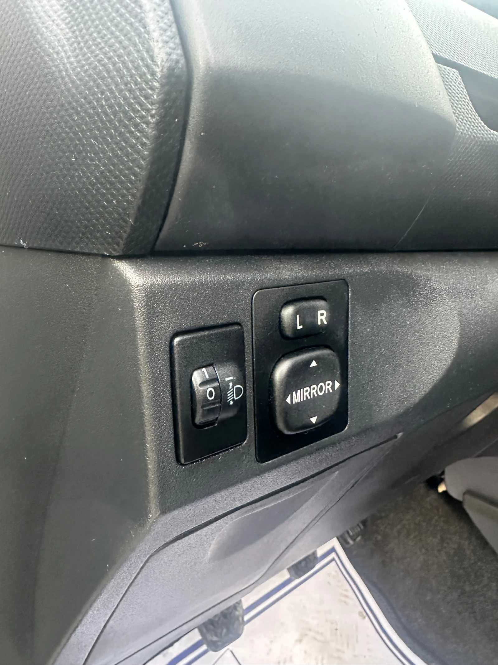 Toyota Yaris 1, 3i, КЛИМА, НОВ ВНОС-ГЕРМАНИЯ, снимка 9 - Автомобили и джипове - 55350410