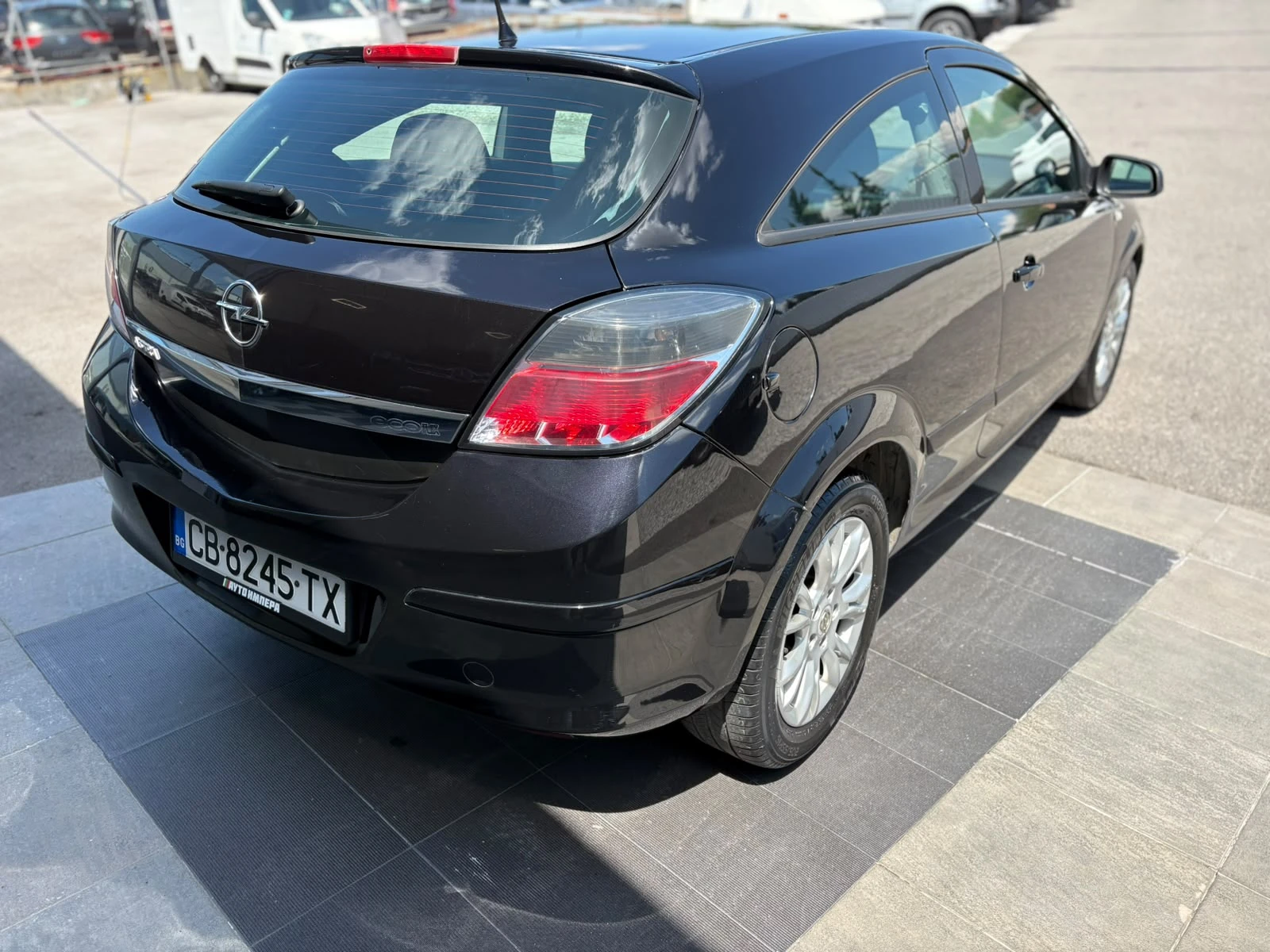 Opel Astra GTC, снимка 5 - Автомобили и джипове - 55451260